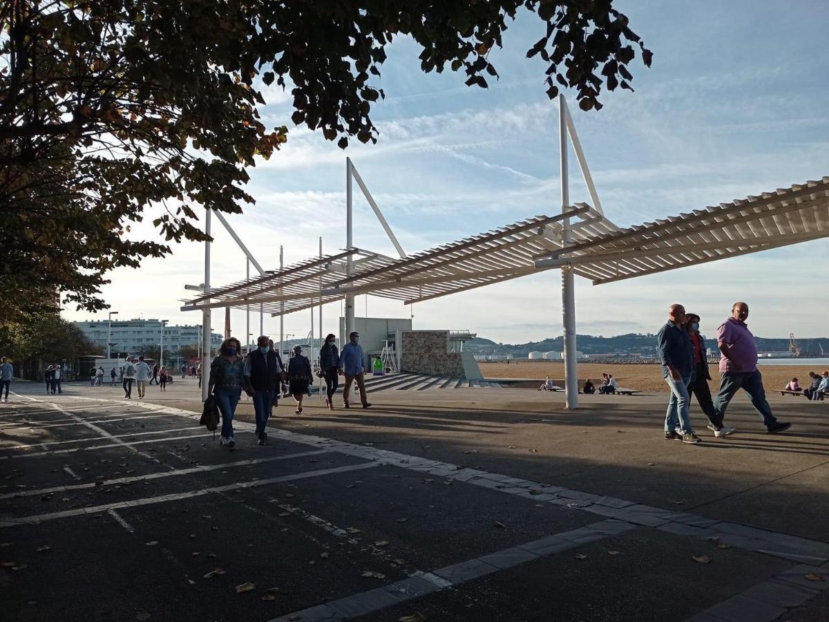 Poniente Beach Gijon Exterior photo