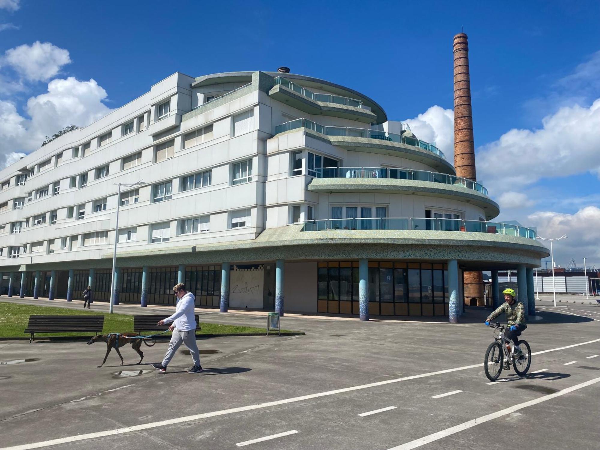 Poniente Beach Gijon Exterior photo